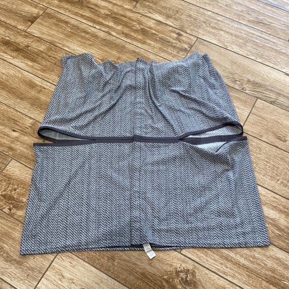 Lululemon vinyasa scarf in herringbone - Picture 3 of 11